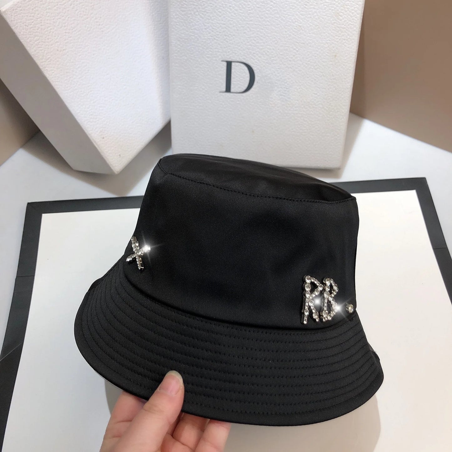 Luxury Rhinestone Silky Bucket Hat Designer Letter